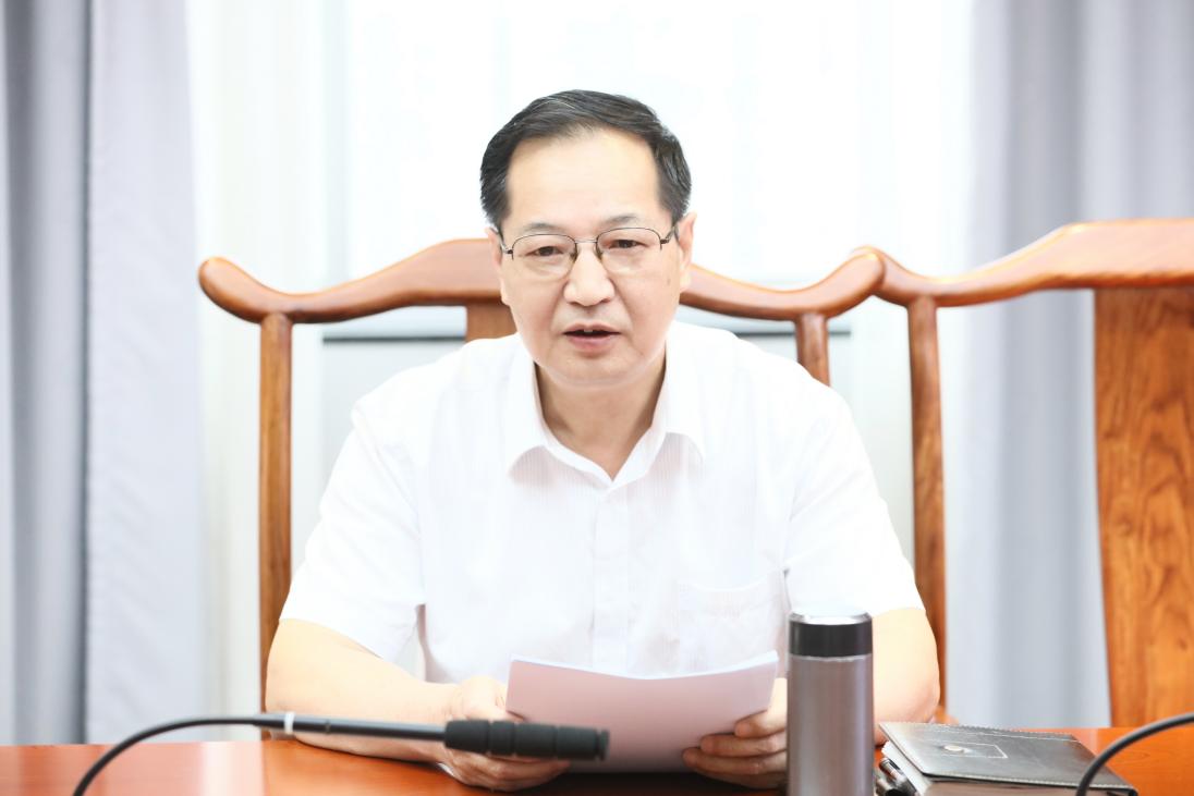顾新华,张晓,季海菊,冯国刚等其他交流发言同志从八项规定的出台与